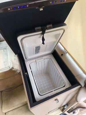 सीलिंग विंडो मैनुअल ट्रांसमिशन के साथ 23 सीटों वाली प्रयुक्त बस