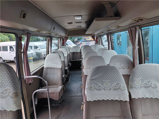 डीजल सेकंड हैंड लक्जरी 23 सीट वाली बस