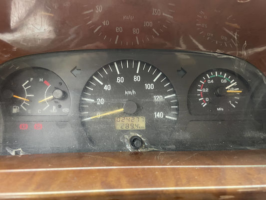 किंग लॉन्ग सेकंड हैंड मिनी बस 23 सीटें मॉडल बाएं हाथ का ड्राइव