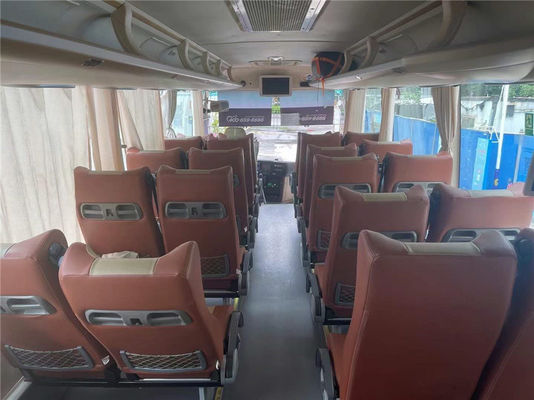 46 सीटें प्रयुक्त युटोंग बसें यूरो 5 डीजल मैनुअल ट्रांसमिशन प्रयुक्त कोच बस