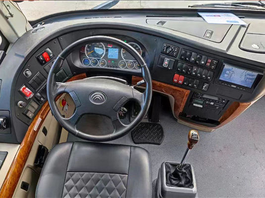 25 सीटें -59 सीटें मैनुअल ट्रांसमिशन वाली बसेस