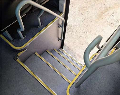 25 सीटें -59 सीटें मैनुअल ट्रांसमिशन वाली बसेस