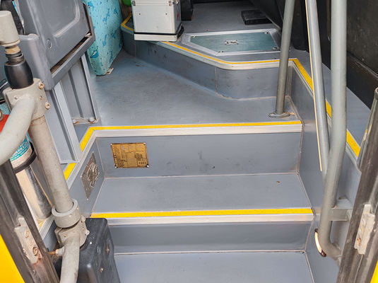 यूरो 4 36 सीटें इस्तेमाल की गई स्कूल बसें इस्तेमाल की गई बाएं हाथ की वैन