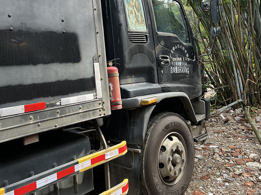 जापान ISUZU LHD प्रयुक्त कार्गो ट्रक मैनुअल 2nd हाथ कार्गो वैन 4x2 ड्राइव