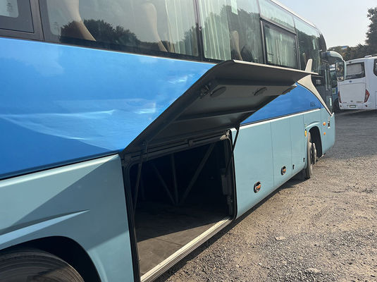 54 सीटों वाली टूरिस्ट बसें बाएं हाथ की गाड़ी वाली बसें