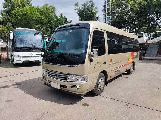 मैनुअल ट्रांसमिशन के साथ 11 सीटर सेकंड हैंड टोयोटा कोस्टर मिनी बस