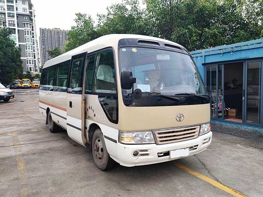 पेट्रोल से चलने वाली 23 सीटों वाली पूर्व स्वामित्व वाली बस आईएसओ अनुमोदित