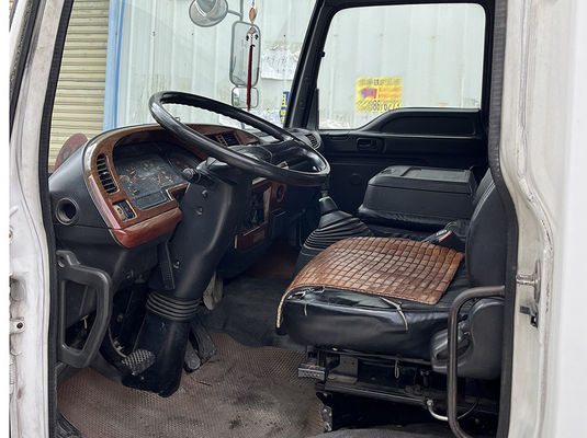 बाएं स्टीयरिंग इस्तेमाल किया मध्य रेंज ट्रक, Isuzu इस्तेमाल किया ट्रक