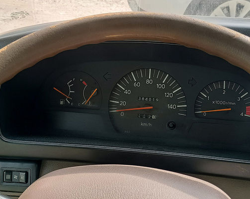 प्रयुक्त बस 23 सीटें एलएचडी मिनी बस, मैनुअल ट्रांसमिशन और डीजल ईंधन प्रकार के साथ