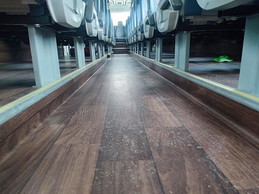 डीजल कोच बसें यूरो 5 इस्तेमाल की गई टूरिस्ट बस विस्थापन एलएचडी स्टीयरिंग स्थिति 12 मीटर