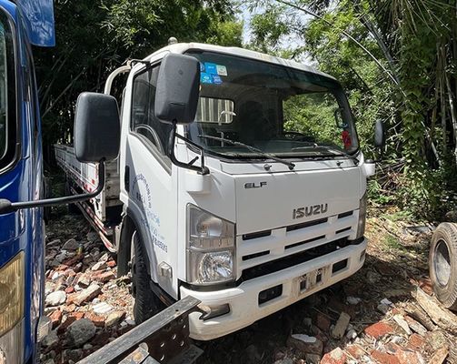 इसुजु इस्तेमाल किया कार्गो ट्रक 2 दरवाजे डीजल इंजन ट्रक हल्के ट्रक कार्गो बॉक्स ट्रक