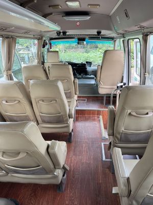 18 सीटों वाली डीजल सेकंड हैंड बस, 180000 मील की दूरी और 1 दरवाजे का गोल्डन ड्रैगन